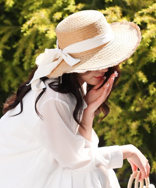 EPICKS（エピックス）の「つば広フリンジストローハット　麦わら帽子（ハット・レディース・ホワイト/ブラック・F）」の21枚目の写真