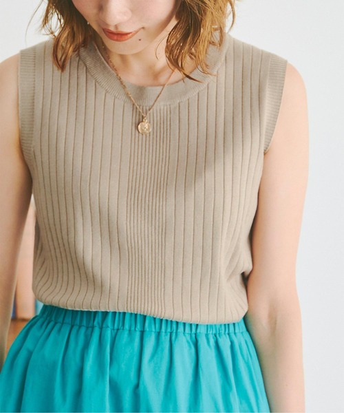 titivate（ティティベイト）の「ノースリーブワイドリブニットトップス（タンクトップ・レディース・ブラック/ライトブルー/アイボリー/グレイッシュベージュ/ダークオレンジ/コーラルピンク/ミント・S/M/L）」の5枚目の写真
