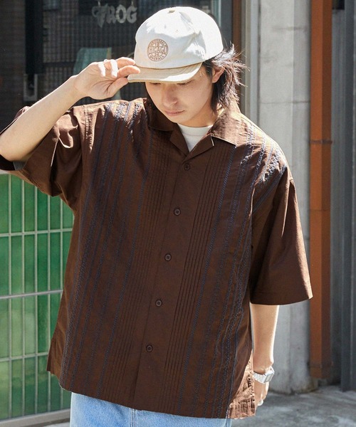 MONO-MART（モノマート）の「ランダムストライプ刺繍 オーバーサイズ