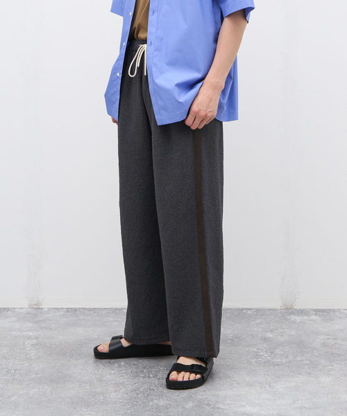 walenode(ウェルノード)の「【walenode / ウェルノード 】ペーパーブークレ ニットパンツ(その他パンツ・メンズ・チャコールグレー/ネイビー・1)」の1枚目の写真