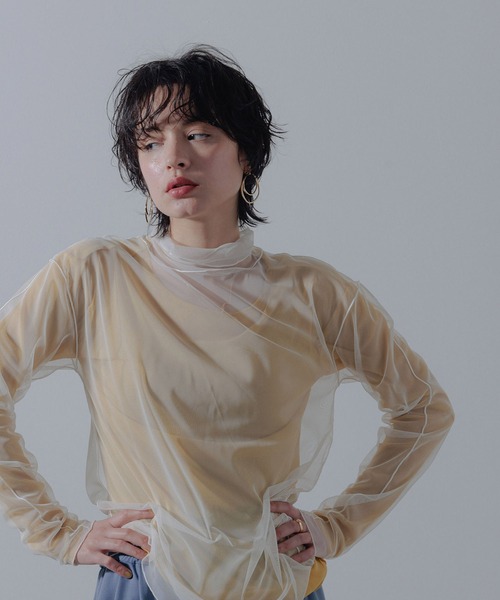Limue(リミュ)の「シアレイヤードハイネックトップス(Tシャツ/カットソー・レディース・ブルー/マスタード・FREE)」の9枚目の写真