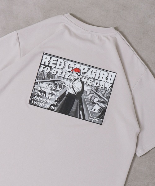 Red Cap Girl(レッドキャプガール)の「Red Cap Girl 冷感とろみポンチ バックイラスト ビッグシルエットスリット半袖Tシャツ(Tシャツ/カットソー・メンズ・ブラック系その他/グレイッシュベージュ/ホワイト/ホワイト系その他/ブルー系その他/ブラック/ブルー/ベージュ系その他・L/M)」の5枚目の写真