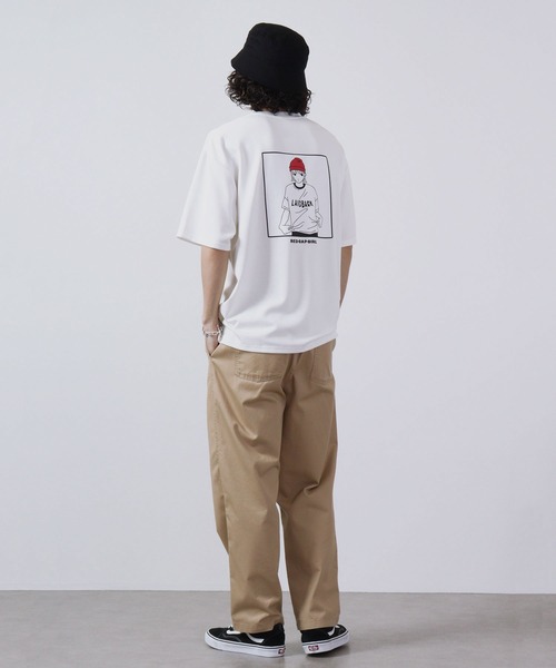 Red Cap Girl(レッドキャプガール)の「Red Cap Girl 冷感とろみポンチ バックイラスト ビッグシルエットスリット半袖Tシャツ(Tシャツ/カットソー・メンズ・ブラック系その他/グレイッシュベージュ/ホワイト/ホワイト系その他/ブルー系その他/ブラック/ブルー/ベージュ系その他・L/M)」の16枚目の写真