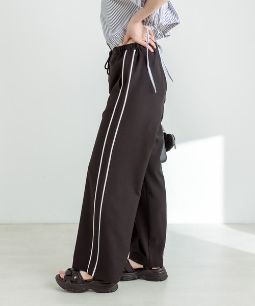 OLIVE des OLIVE(オリーブデオリーブ)の「サイドラインゆるワイドパンツ 1031020130(その他パンツ・レディース・ピンク/チャコールグレー/オフホワイト/ブラック・FREE)」の18枚目の写真
