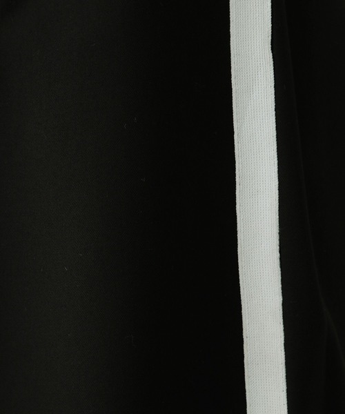 PAGEBOY(ページボーイ)の「サイドラインワイドスラックス(スラックス・レディース・チャコールグレー/ブラック/ベージュ・FREE)」の8枚目の写真