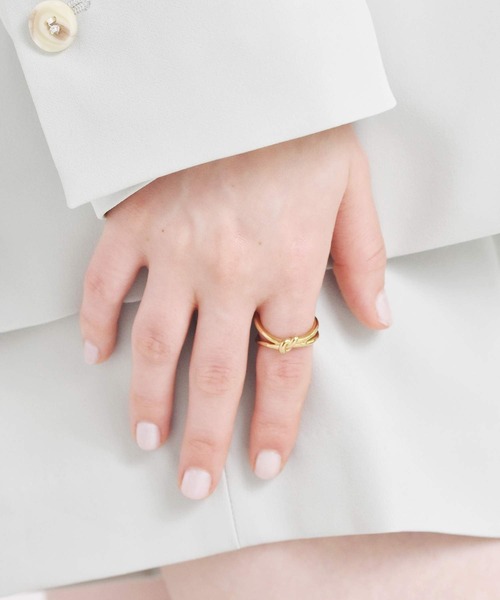 LHME(エルエイチエムイー)の「LHME ノットリング/サージカルステンレス316L(金属アレルギー対応)(リング・レディース・ゴールド/シルバー・9号/11号/13号/15号)」の16枚目の写真