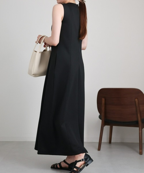 sakishimatokyo（サキシマトーキョー）の「ポンチタックノースリワンピース/フォーマル（ワンピース・レディース・ベージュ/ブラック/チャコールグレー・FREE）」の17枚目の写真