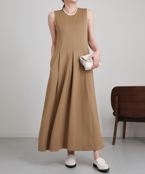 sakishimatokyo（サキシマトーキョー）の「ポンチタックノースリワンピース/フォーマル（ワンピース・レディース・ベージュ/ブラック/チャコールグレー・FREE）」の19枚目の写真