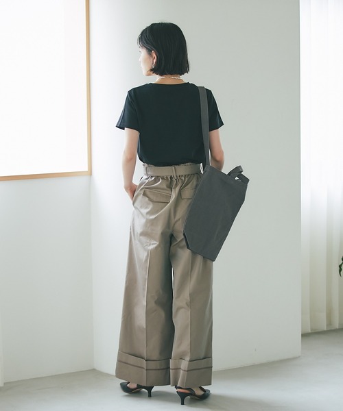 RIVE DROITE(リヴドロワ)の「ベーシックTシャツ(Tシャツ/カットソー・レディース・ブラック/オフホワイト/マスタード・FREE)」の20枚目の写真