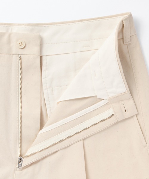 無印良品(ムジルシリョウヒン)の「チノタックワイドパンツ(チノパンツ・メンズ・キナリ/ブラック/ダークブラウン/ライトベージュ・70/73/88/85/76/79/82)」の10枚目の写真