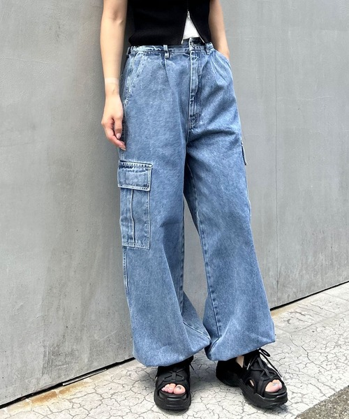 INGNI(イング)の「デニムカーゴパンツ(カーゴパンツ・レディース・ブルー系2/ブラック系その他3・FREE)」の11枚目の写真