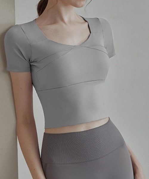 SAISON DE PAPILLON（セゾンドパピヨン）の「パッド付半袖トップ ブラトップ タンクトップ スポーツウェア（スポーツブラ・レディース・ブラック/グレー/パープル/ピンク/イエロー/グリーン/ベージュ/ブルー・L/M）」の3枚目の写真