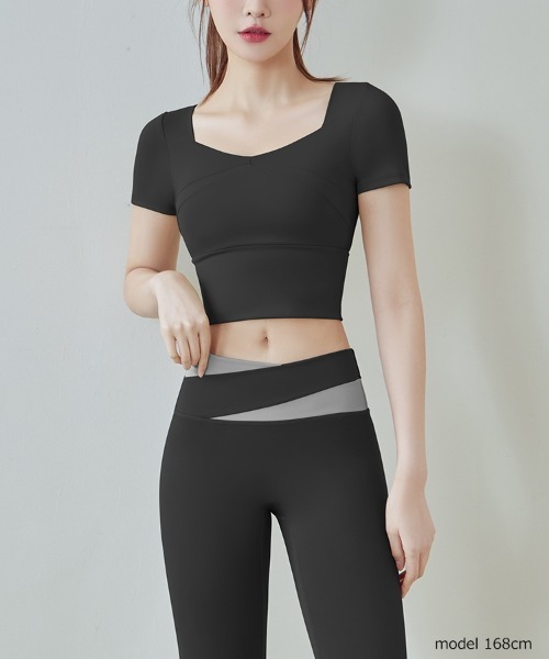 SAISON DE PAPILLON（セゾンドパピヨン）の「パッド付半袖トップ ブラトップ タンクトップ スポーツウェア（スポーツブラ・レディース・ブラック/グレー/パープル/ピンク/イエロー/グリーン/ベージュ/ブルー・L/M）」の15枚目の写真