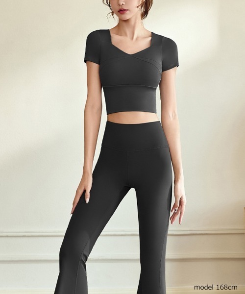 SAISON DE PAPILLON（セゾンドパピヨン）の「パッド付半袖トップ ブラトップ タンクトップ スポーツウェア（スポーツブラ・レディース・ブラック/グレー/パープル/ピンク/イエロー/グリーン/ベージュ/ブルー・L/M）」の16枚目の写真