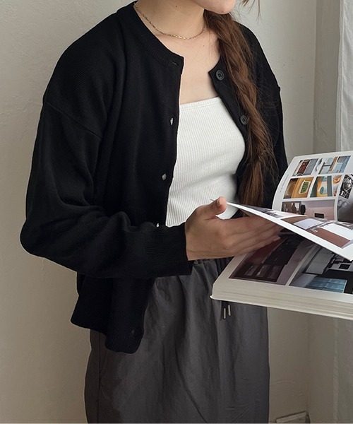 SallyLunn(サリーラン)の「【8色展開】ベーシッククルーネックカーディガン(カーディガン/ボレロ・レディース・ブラウン/イエロー/ブラック/レッド/ブルー/ピンク/クリーム/ネイビー・FREE)」の18枚目の写真