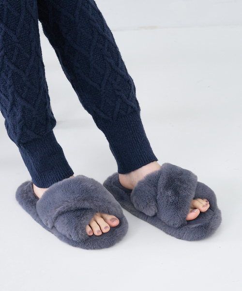 collex(コレックス)の「クロスエコファースリッパ(ルームシューズ/スリッパ・レディース・グレー/ベージュ・フリー)」の1枚目の写真