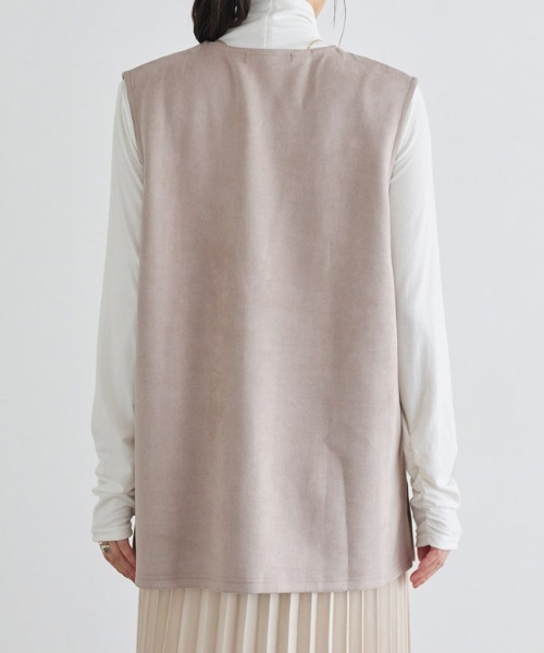 Pierrot(ピエロ)の「インナーセットフェイクスエードベスト(ベスト・レディース・ブラック/アイボリー・M/L)」の22枚目の写真