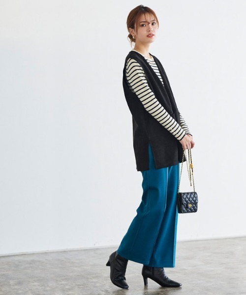 Pierrot(ピエロ)の「インナーセットフェイクスエードベスト(ベスト・レディース・ブラック/アイボリー・M/L)」の9枚目の写真