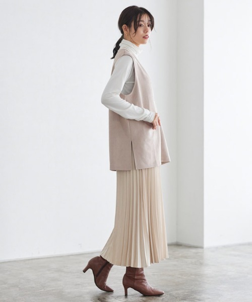 Pierrot(ピエロ)の「インナーセットフェイクスエードベスト(ベスト・レディース・ブラック/アイボリー・M/L)」の13枚目の写真