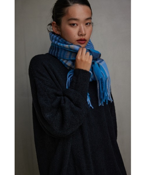 AZUL by moussy(アズールバイマウジー)の「カシミアタッチストール(ストール/ショール・レディース・ブルー系その他/ブラック/アイボリー・FREE)」の3枚目の写真