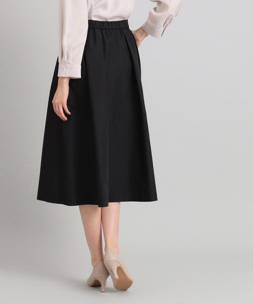 OPAQUE.CLIP（オペークドットクリップ）の「◆≪通勤・セレモニー対応≫ タックフレアスカート【洗濯機洗い可】（スカート・レディース・ネイビー/ブラック/ライトベージュ・42/38/40/36）」の7枚目の写真