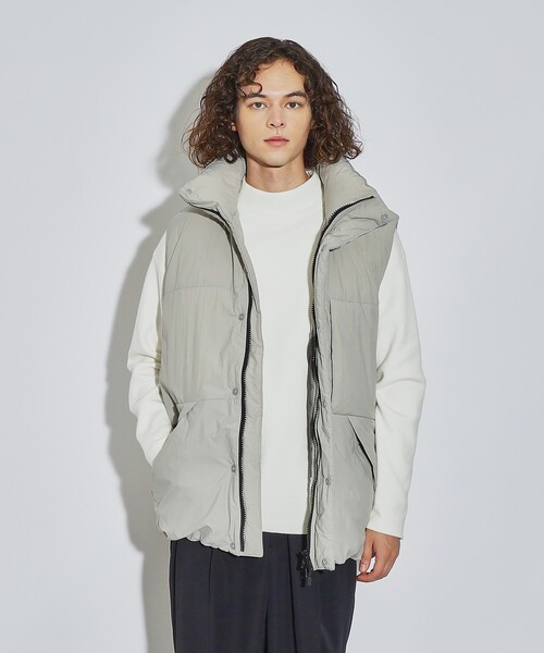 NANGA（ナンガ）の「◆NANGA × tk.TAKEO KIKUCHI 別注ダウンベスト（ダウンベスト・メンズ・ブラック/ライトグレー・02/03）」の12枚目の写真