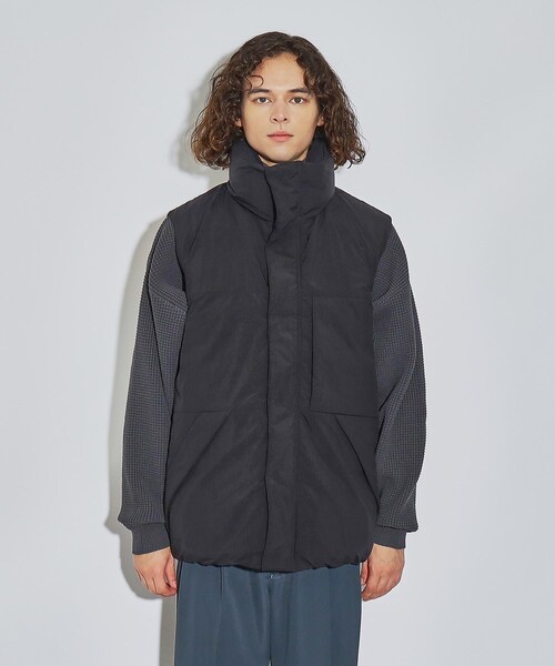 NANGA（ナンガ）の「◆NANGA × tk.TAKEO KIKUCHI 別注ダウンベスト（ダウンベスト・メンズ・ブラック/ライトグレー・02/03）」の18枚目の写真