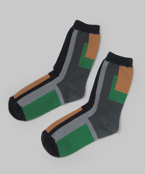 minia(ミニア)の「幾何学カラーソックス(ソックス/靴下・レディース・ブラック/グリーン/ベージュ・FREE)」の2枚目の写真