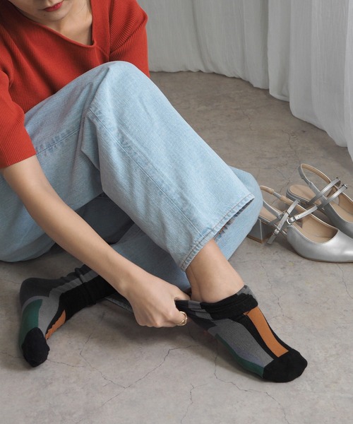 minia(ミニア)の「幾何学カラーソックス(ソックス/靴下・レディース・ブラック/グリーン/ベージュ・FREE)」の19枚目の写真