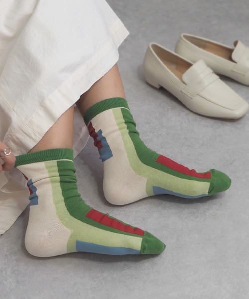 minia(ミニア)の「幾何学カラーソックス(ソックス/靴下・レディース・ブラック/グリーン/ベージュ・FREE)」の18枚目の写真