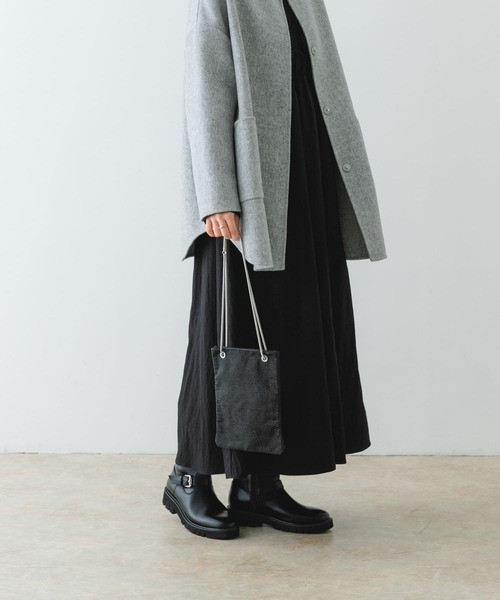 RODE SKO（ロデスコ）の「3WAYメタリックバッグ（ショルダーバッグ・レディース・ブラック/シルバー・ONE）」の9枚目の写真