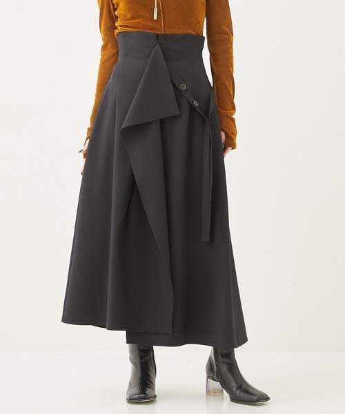 PUBLIC TOKYO(パブリックトウキョウ)の「アシメラペルフレアスカート(スカート・レディース・ブラック/マルチ・FREE)」の2枚目の写真