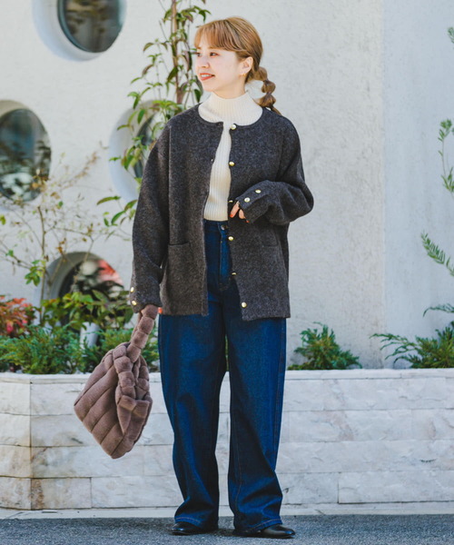 ITEMS URBANRESEARCH（アイテムズ アーバンリサーチ）の「ウールミックスノーカラーカーディガン（カーディガン/ボレロ・レディース・オフホワイト/ブラウン/ライトブルー・FREE）」の10枚目の写真