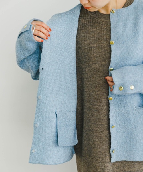 ITEMS URBANRESEARCH（アイテムズ アーバンリサーチ）の「ウールミックスノーカラーカーディガン（カーディガン/ボレロ・レディース・オフホワイト/ブラウン/ライトブルー・FREE）」の21枚目の写真