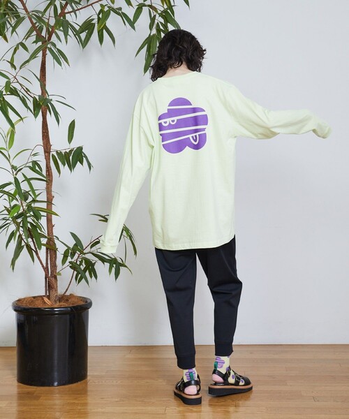 FRAPBOIS(フラボア)の「マークL/ST(Tシャツ/カットソー・レディース・ピンク/ホワイト/ライム/ブラック・2/1)」の18枚目の写真