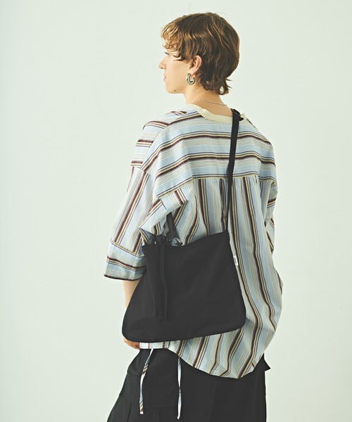 kha:ki（カーキ）の「「KHA:KI/カーキ」ミリタリーサコッシュ A-04（ショルダーバッグ・レディース・ブラック/ベージュ/カーキ/ホワイト・FREE）」の21枚目の写真