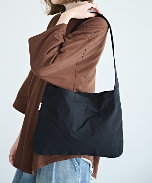 kha:ki（カーキ）の「「KHA:KI/カーキ」ミリタリーサコッシュ A-04（ショルダーバッグ・レディース・ブラック/ベージュ/カーキ/ホワイト・FREE）」の19枚目の写真