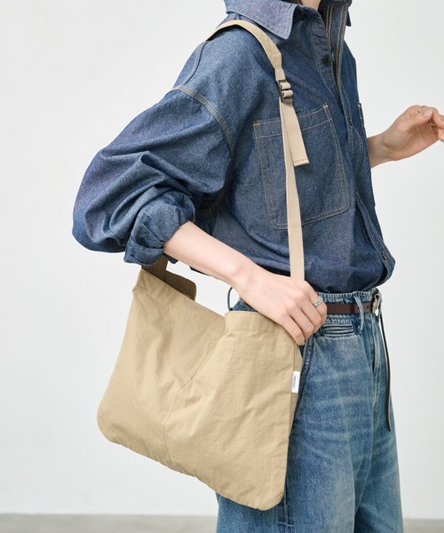 kha:ki（カーキ）の「「KHA:KI/カーキ」ミリタリーサコッシュ A-04（ショルダーバッグ・レディース・ブラック/ベージュ/カーキ/ホワイト・FREE）」の18枚目の写真