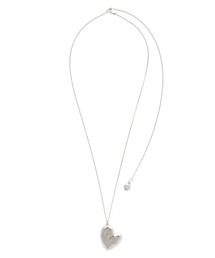 ボリュームハートモチーフロングネックレス