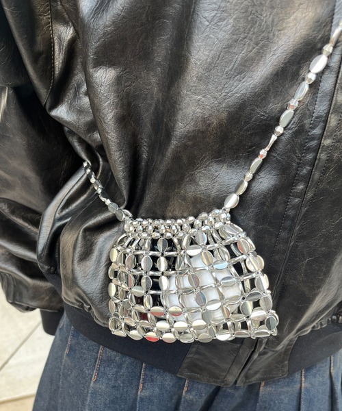 WHO'S WHO gallery（フーズフーギャラリー）の「メタルビーズミニミニBAG（ショルダーバッグ・レディース・シルバー・FREE）」の2枚目の写真