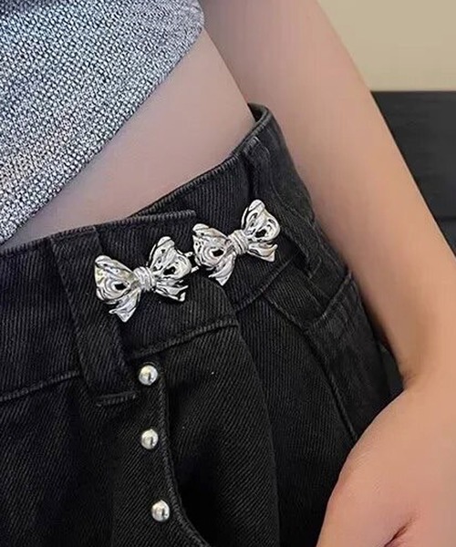 ammy.(エイミードット)の「【 ammy. / エイミードット 】 ウエスト調整フック リボン(ベルト・レディース・ブラック/シルバー/ゴールド/シルバー系/ベビーピンク/ゴールド系・FREE)」の8枚目の写真