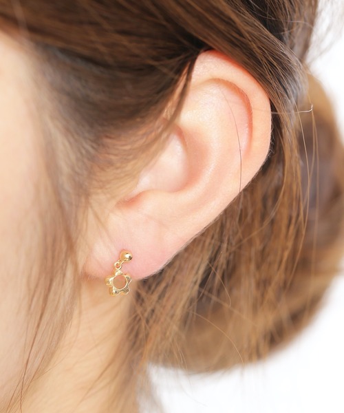 Peony(ピオニー)の「【Peony/ピオニー】/サージカルステンレス 316L 0.8mm ワンポイントモチーフピアス(ピアス(両耳用)・レディース・ゴールド系3/ゴールド系その他3/シルバー系その他3/ゴールド系その他/シルバー系その他/ゴールド系その他5/ゴールド系4/ゴールド系5/ゴールド系1・FREE)」の11枚目の写真