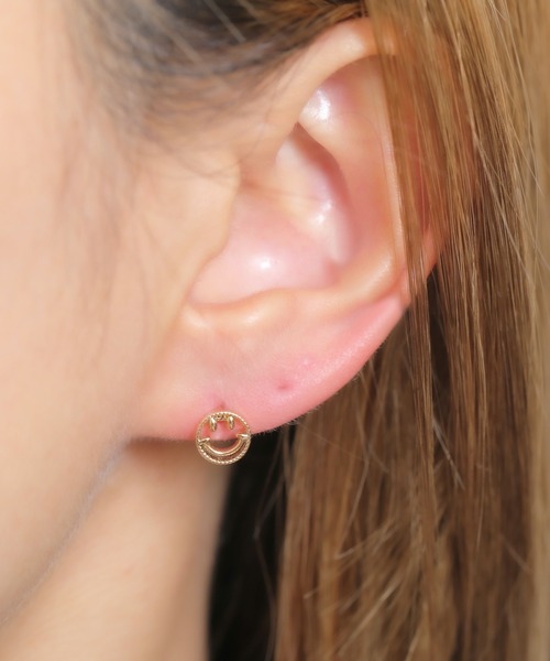 Peony(ピオニー)の「【Peony/ピオニー】/サージカルステンレス 316L 0.8mm ワンポイントモチーフピアス(ピアス(両耳用)・レディース・ゴールド系3/ゴールド系その他3/シルバー系その他3/ゴールド系その他/シルバー系その他/ゴールド系その他5/ゴールド系4/ゴールド系5/ゴールド系1・FREE)」の20枚目の写真