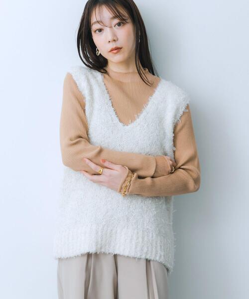 HEYUMM（ヘユム）の「チュールテープニットベスト（ベスト・レディース・ブラック/アイボリー/グレー・ONE）」の5枚目の写真