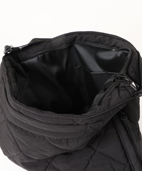 SPINNS（スピンズ）の「キルティングポリショルダーバッグ（ショルダーバッグ・メンズ・ベージュ/ブラック/カーキ・ONESIZE）」の9枚目の写真