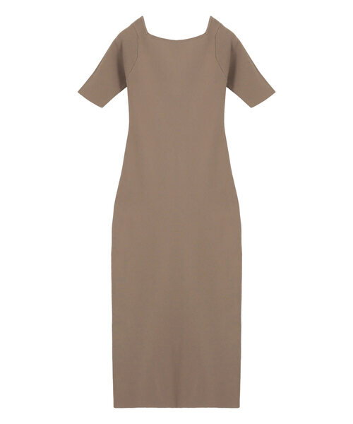 KOBE LETTUCE（コウベレタス）の「[ 岡部あゆみさんコラボ ]　選べるタイプとサイズスクエアボートネックニットワンピース（ワンピース・レディース・クリーム/アイボリー系/ブラウン系/ブラック/ブルーグレー/モカ/ブラック系/ブルー系/ピンク系/ライトピンク/ホワイト/ホワイト系/ネイビー系/ネイビー・S/S1/M1/M）」の6枚目の写真