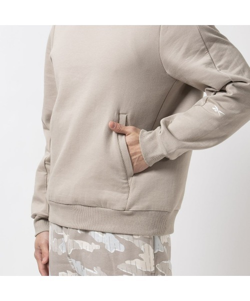 Reebok（リーボック）の「アクティブ ドリームブレンド クルーネック スウェット / ACTIV COLL DREAMBLEND CREW（スウェット・メンズ・アッシュ・LARGE/MEDIUM/SMALL/XX-LARGE/X-LARGE）」の5枚目の写真