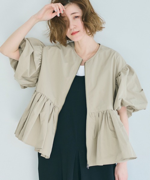 coca（coca）（コカ）の「【WEB限定セール】パリフワバルーン袖ギャザージャケット（ノーカラージャケット・レディース・ブラック/ネイビー/ベージュ・L/M）」の2枚目の写真