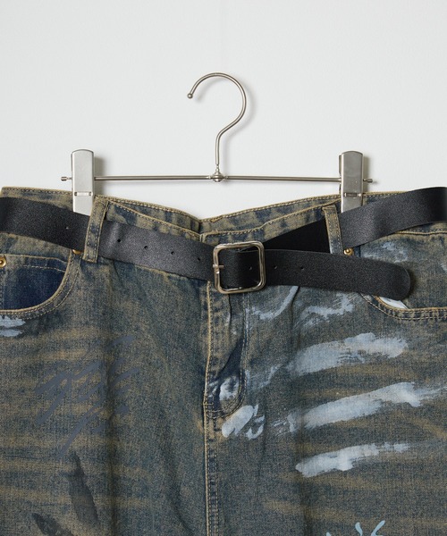 Theater code(シアターコード)の「washed paint denim pants / ウォッシュド ペイント デニムパンツ(デニムパンツ・メンズ・ブルー・2/3)」の2枚目の写真