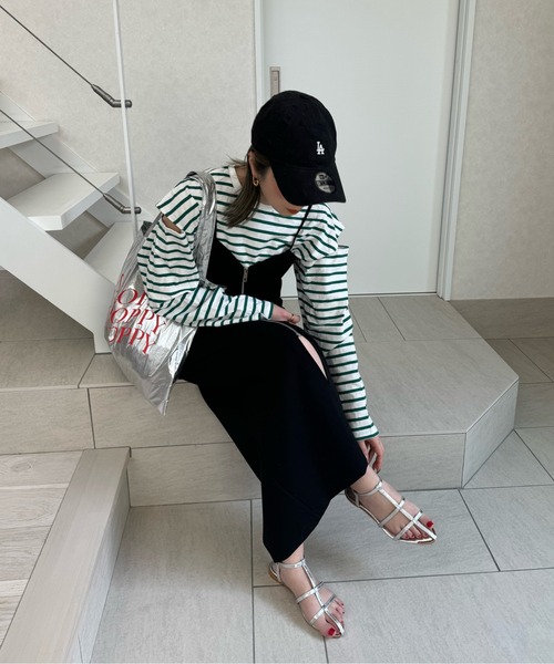 y/m by misato（イムバイミサト）の「メタルポイントサンダル（サンダル・レディース・シルバー/ブラック・SMALL/MEDIUM/LARGE）」の6枚目の写真